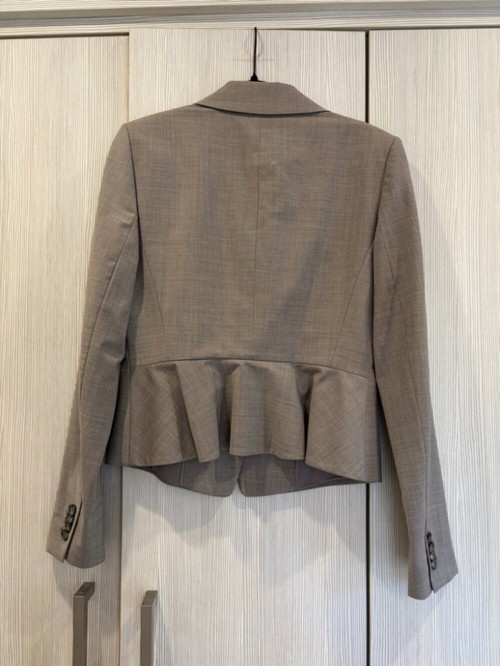 Ann Taylor Virgin Wool Suit Jacket Gray Fully Lined Career Blazer Size 4